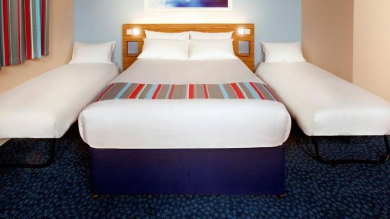 Norwell Travelodge Newark North Muskham מראה חיצוני תמונה